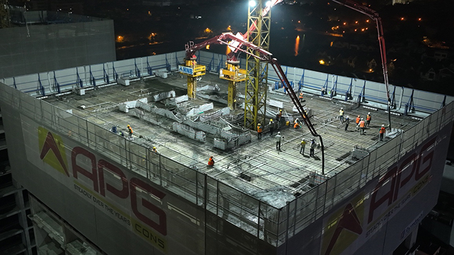 Các chuyên gia, kỹ sư, nhà thầu đến đội ngũ công nhân đều dốc hết sức mình để tiếp tục đẩy nhanh tiến độ thi công.