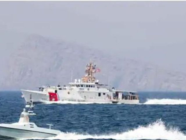 Leo thang chạm trán Mỹ - Iran ở các vùng biển Trung Đông