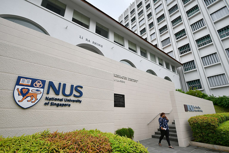Trường được thành lập vào năm 1905, hiện là trường đại học lớn nhất ở Singapore với hơn 38.000 sinh viên, gần 10.000 giảng viên và nhân viên.
