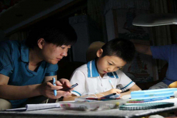 Giáo dục - du học - 10 câu nói cấm kỵ cha mẹ cần tránh trước mỗi kỳ thi của con cái