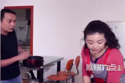 Clip hài hước - Người đàn ông ngây thơ bị vợ "lột sạch" quỹ đen