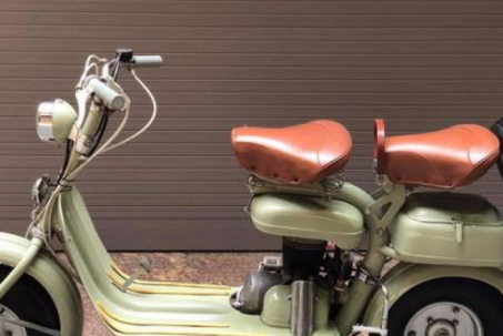 Dân chơi Hà thành chi hơn 10.000 USD 'săn' xe gắn máy đời cổ