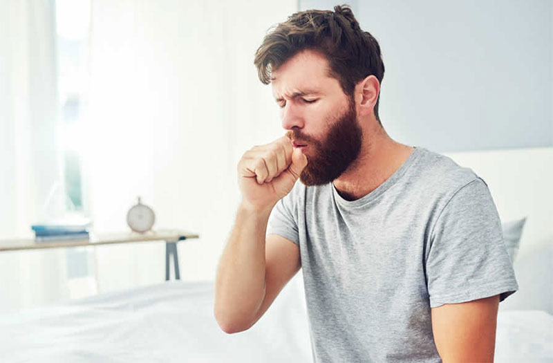 Ho dai dẳng, viêm họng kéo dài – Cảnh báo trào ngược đang ăn mòn hầu họng bạn - 1