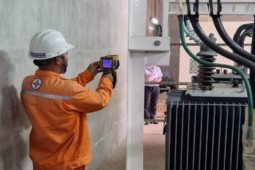 Tin tức trong ngày - Xáo trộn sinh hoạt vì cúp điện, Điện lực TP HCM giải thích do "ngăn ngừa sự cố lưới điện"!