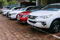 Thị trường - Tiêu dùng - Nóng tuần qua: Ô tô cũ giảm giá mạnh, xe sang giảm tới nửa tỷ đồng vẫn ế ẩm