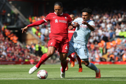 Video bóng đá Liverpool - Aston Villa: Hàng thủ mơ ngủ, cứu tinh phút cuối (Ngoại hạng Anh)