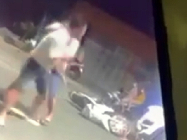 Pháp luật - "Hổ báo" khi va chạm giao thông, 1 người bị đánh bất tỉnh