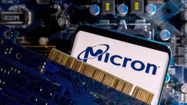 Micron chuyên sản xuất thẻ nhớ cho các thiết bị điện tử. (Ảnh: AP)