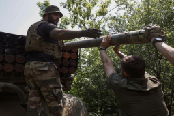 Thế giới - Tư lệnh Ukraine thừa nhận bước lùi ở thành phố Bakhmut