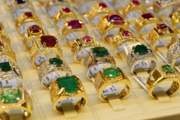 Kinh doanh - Giá vàng hôm nay 22/5: Tiếp đà tăng, chuyên gia dự đoán thế nào?