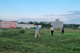 Kinh doanh - Mất ăn mất ngủ mua lô đất nền 2,6 tỷ đồng phải cắt lỗ hơn 1 tỷ chỉ sau một năm