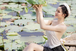 Thời trang - "Thảm họa" áo yếm trong suốt, váy đụp ướt nước "đến hẹn lại lên" vào mùa sen