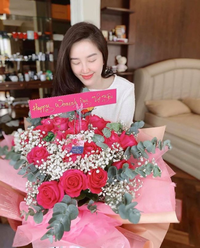 Từng giấu chồng kín bưng nay cuồng chồng ra mặt, Bảo Thy được chiều chuộng ra sao trong căn biệt thự bạc tỷ? - 5