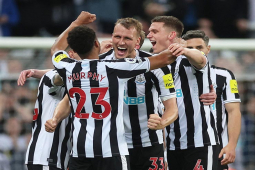 Bóng đá - Newcastle "gieo sầu" Liverpool, MU sáng cửa lên top 3 bảng xếp hạng Ngoại hạng Anh