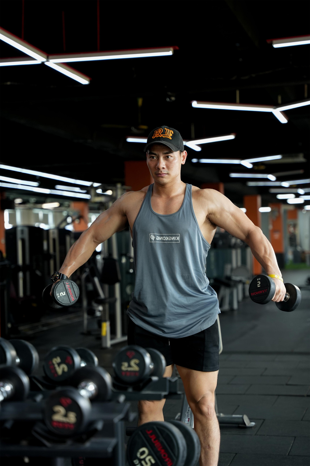 Hành trình chạm đến giấc mơ của huấn luyện viên thể hình chuyên nghiệp - 1