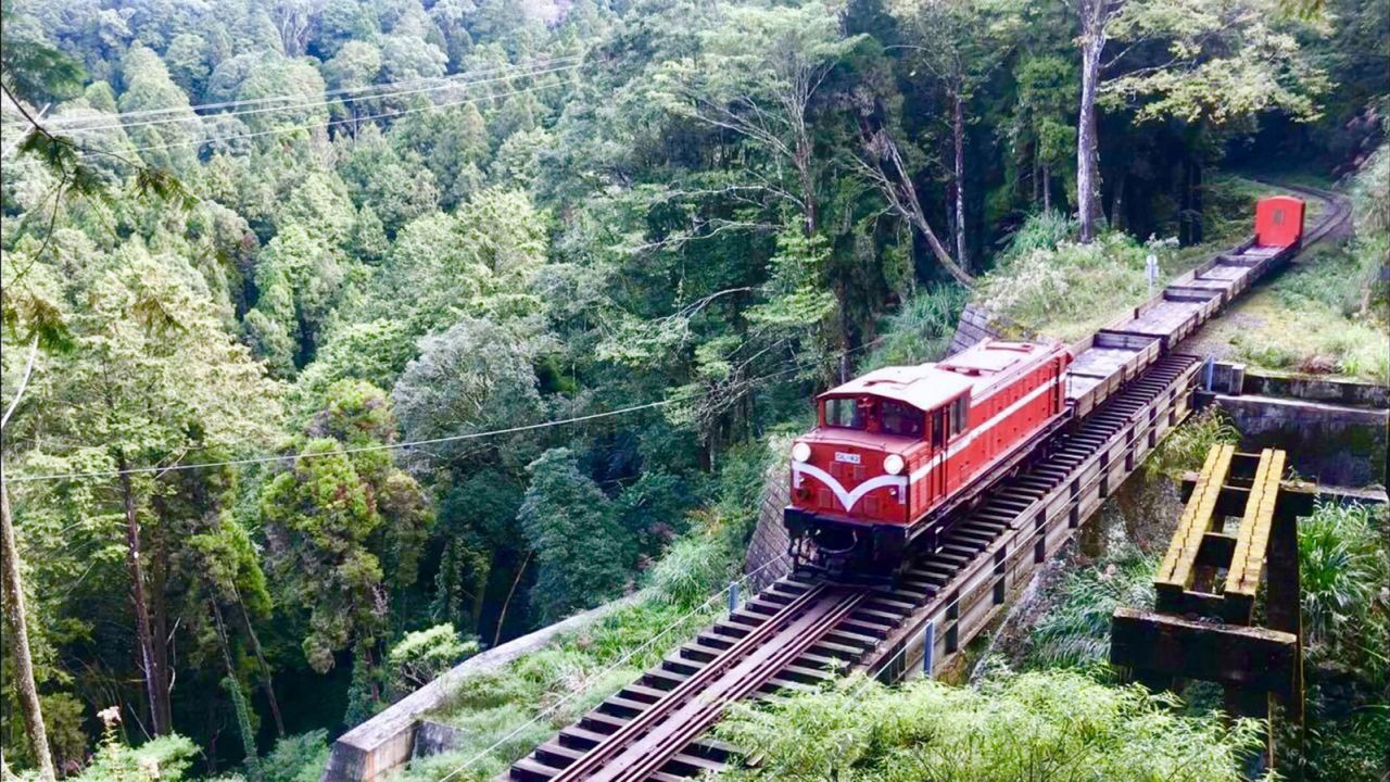 Khám phá tuyến đường sắt xuyên núi 106 tuổi tuyệt đẹp tại Đài Loan (Trung Quốc) - 1
