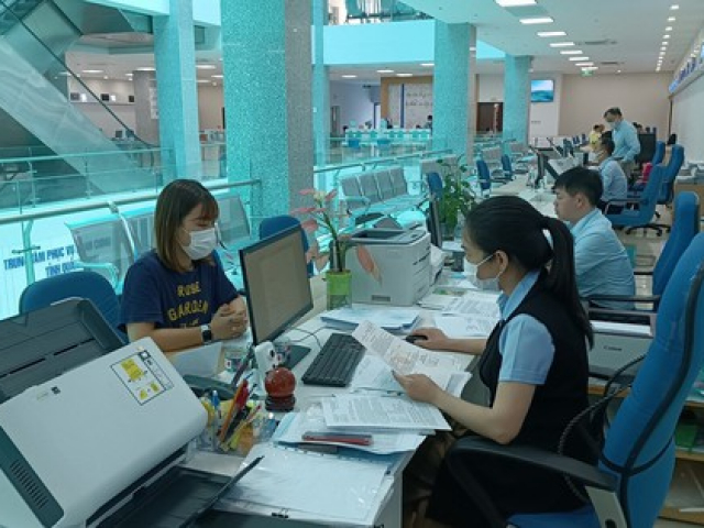 Nhiều công chức, viên chức ở Quảng Ninh xin thôi việc