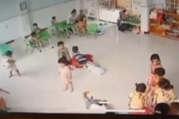 Phẫn nộ cô giáo mầm non tát bé trai 31 cái trong lúc ăn