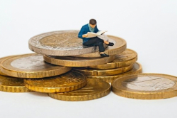 Kinh doanh - Đừng để đến khi kinh tế khó khăn ta mới học về cách sử dụng đồng tiền