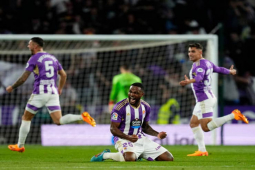 Bóng đá - Video bóng đá Real Valladolid - Barcelona: Đội Ro "béo" giật lấy sự sống (La Liga)