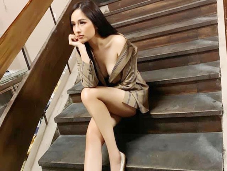 Trước khi bị phá kỷ lục chân dài, cô&nbsp;luôn được nhắc tới với chiều cao ấn tượng, thân hình nuột nà.&nbsp;
