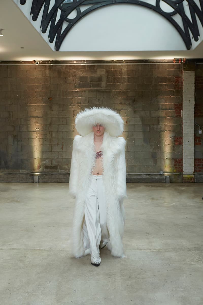 Những bộ trang phục hàng đầu từ buổi trình diễn thời trang BFA Class 2023 của Parsons - 15