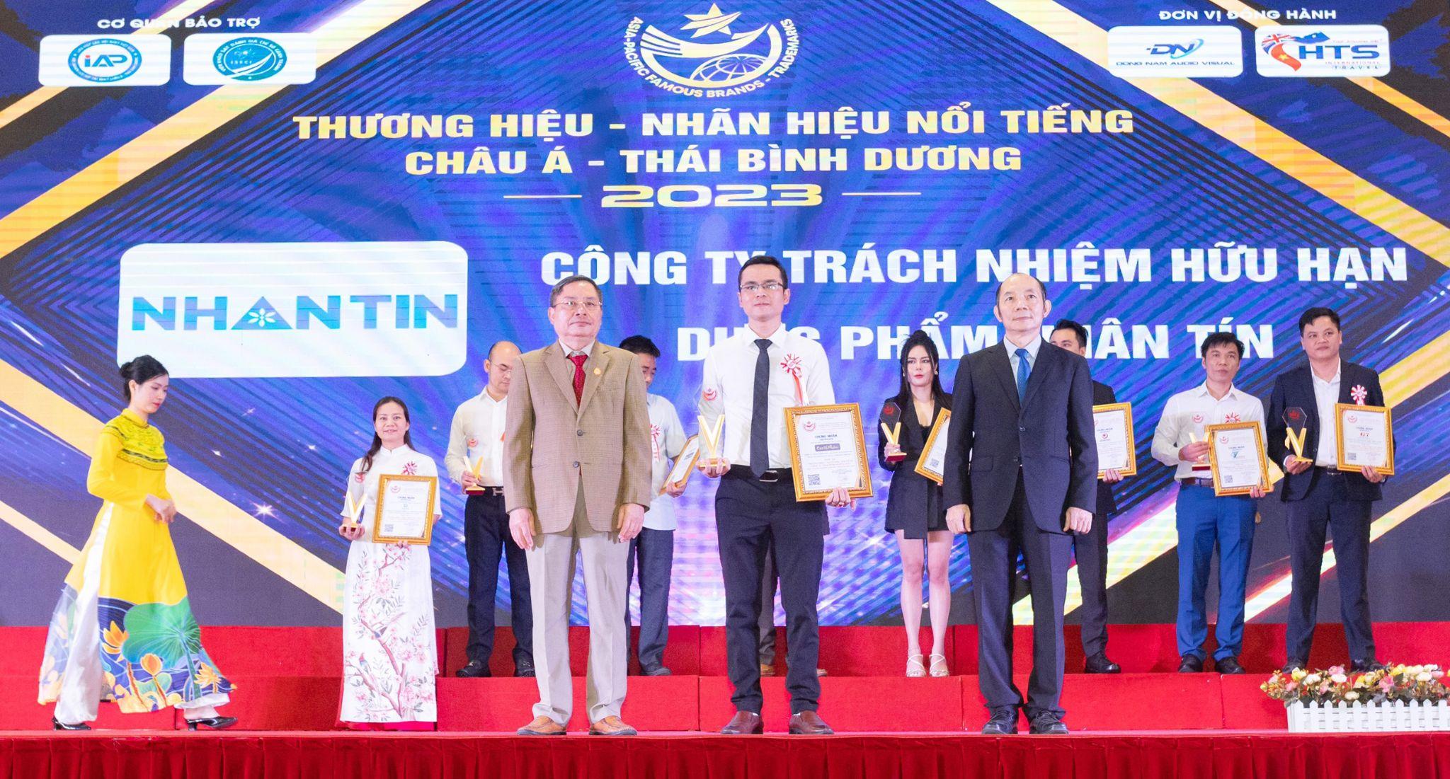 Cao Vị Nhân được vinh danh là Top 10 Thương hiệu - nhãn hiệu nổi tiếng châu Á - Thái Bình Dương năm 2023
