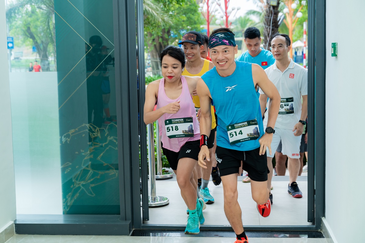 TechnoPark Vertical Run 2023 - Chinh phục tòa nhà thông minh theo tiêu chuẩn TOP10 thế giới - 2