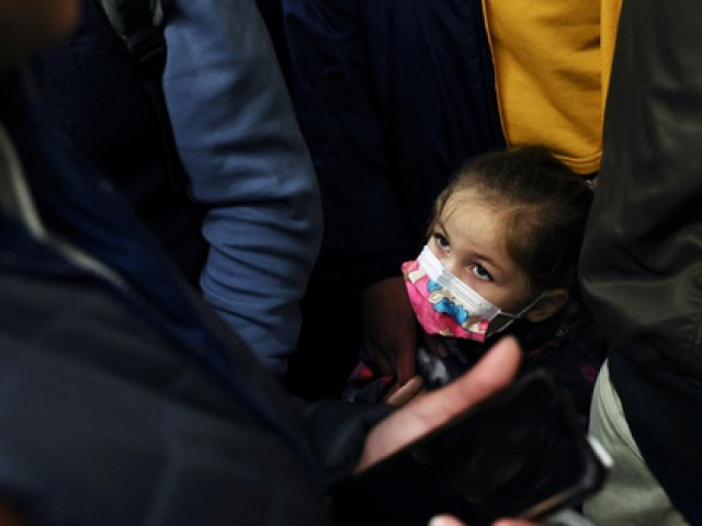 Thế giới - Câu hỏi quan trọng về COVID-19