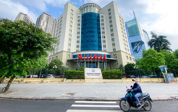 Dự án bắt đầu triển khai từ những năm 2000, đến cuối năm 2011 công trình này được hoàn thành và đưa vào sử dụng. Tổng số kinh phí đầu tư cho dự án khoảng 300 tỉ đồng.