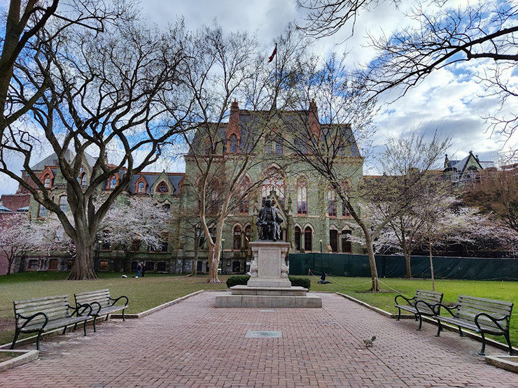 Đại học Pennsylvania (còn được gọi là Penn hoặc UPenn) là một trường đại học nghiên cứu tư thục tọa lạc tại Philadelphia, Pennsylvania, Mỹ. Được thành lập vào năm 1740, đây là một trong những trường đại học lâu đời nhất tại Mỹ.
