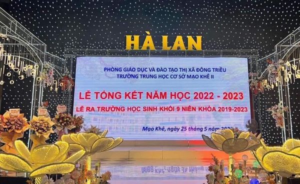 Lễ tổng kết diễn ra 2 ngày, được tổ chức ở hội trường công viên nước Hà Lan. Ảnh: Facebook