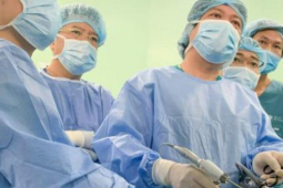 Huyết áp cao liên tục, bé trai 14 tuổi phát hiện mắc bệnh hiếm gặp ở Việt Nam và thế giới