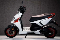 Thế giới xe - Ra mắt xe máy điện khiến Vision cũng phải "toát mồ hôi"
