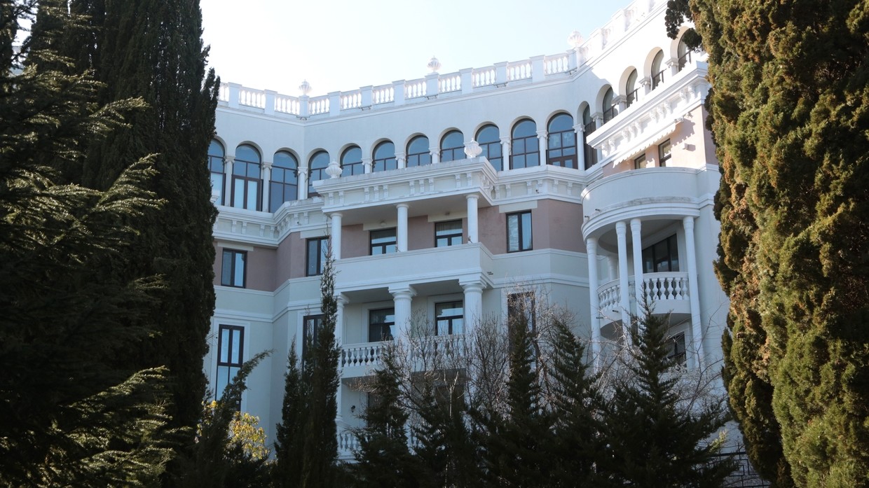 Tòa nhà có căn hộ của Đệ nhất Phu nhân Ukraine ở bán đảo Crimea. Ảnh: Sputnik