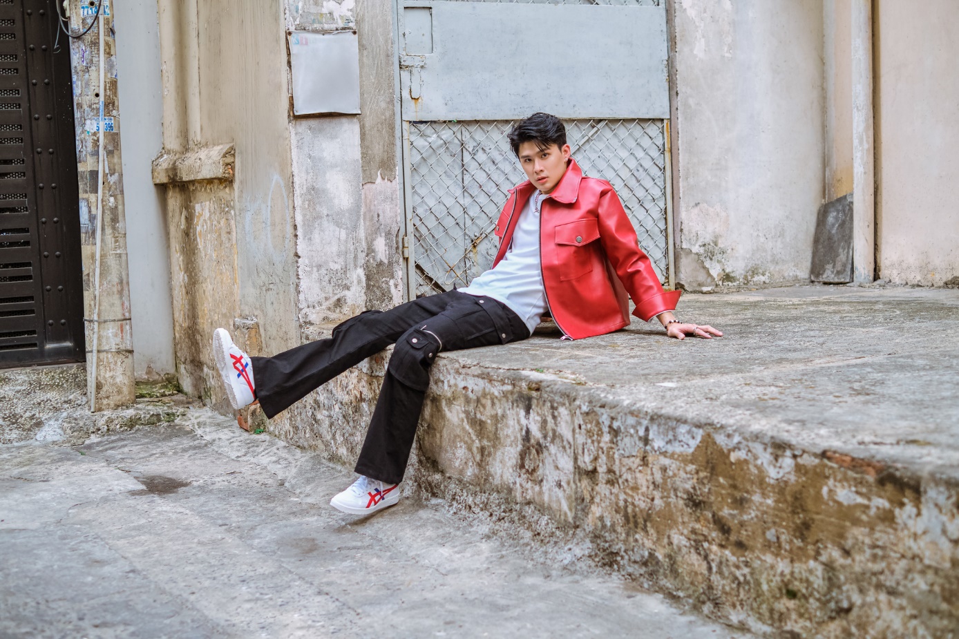 Hoàng Trung chính thức làm đại sứ thương hiệu đầu tiên của ASICS - 2