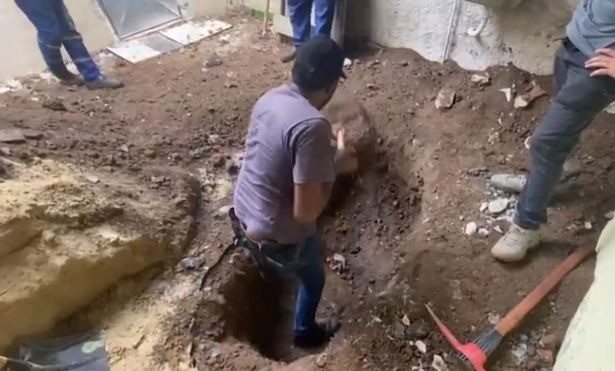 Nam diễn viên Brazil mất tích 4 tháng được tìm thấy trong chiếc rương chôn sâu 2 m - 2