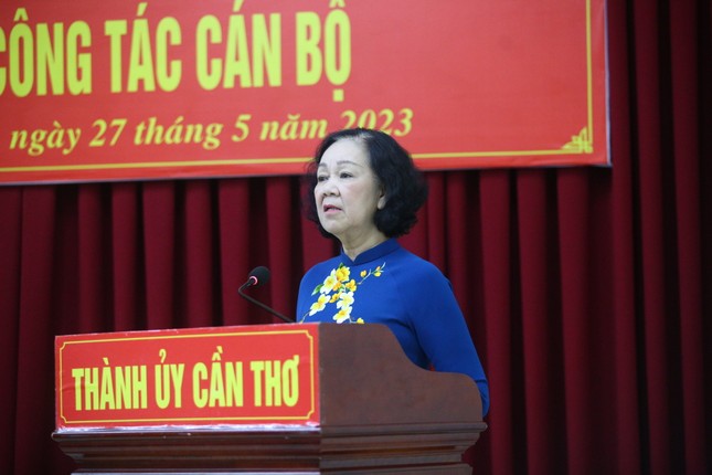 Bà Trương Thị Mai - Ủy viên Bộ Chính trị, Thường trực Ban Bí thư, Trưởng ban Tổ chức Trung ương phát biểu tại hội nghị.