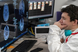 Thời trang Hi-tech - Bước đột phá khiến não bộ con người sẽ như "máy tính"