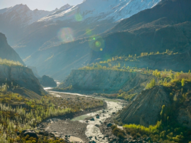 Du lịch - Khám phá nét đẹp 'Thung lũng Shangri-La' của đời thực