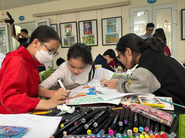 Học sinh tham gia hoạt động CLB hè tại Cung Thiếu nhi Hà Nội