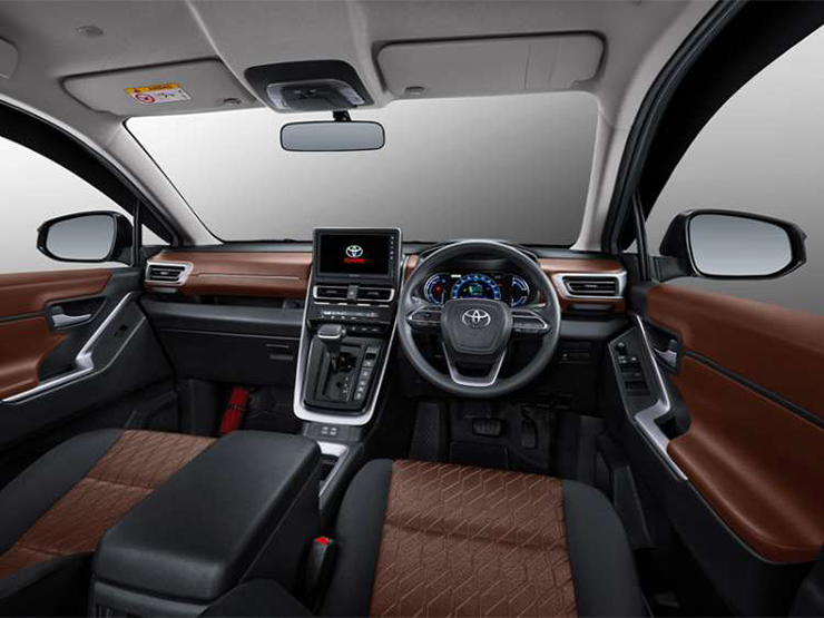 Toyota Innova 2023 lộ diện trên xe vận chuyển, cận kề ngày về Việt Nam - 4