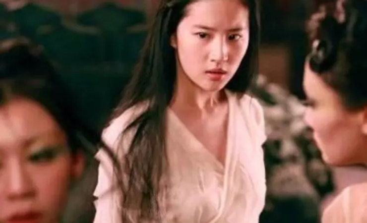 Trong phim Trung Quốc, không ít lần khán giả tinh ý phát hiện ra lỗi sai về trang phục.
