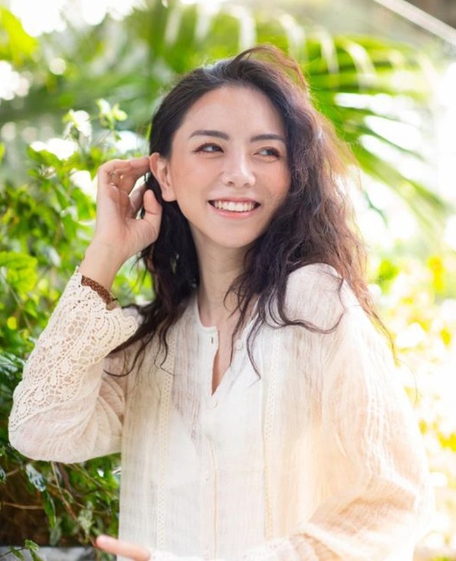 Tham gia show hẹn hò, Đặng Tiểu Tô Sa ra về có đôi - 1