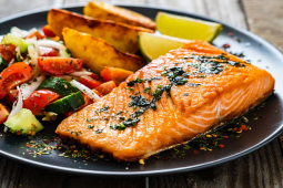 Làm đẹp - 4 thực phẩm ăn ngon để giảm cân hè này