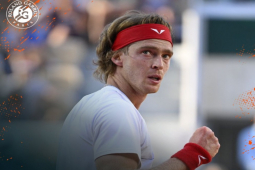 Thể thao - Roland Garros ngày 1: Rublev hạ đàn em Djokovic, Isner "khổ chiến" hơn 4 tiếng