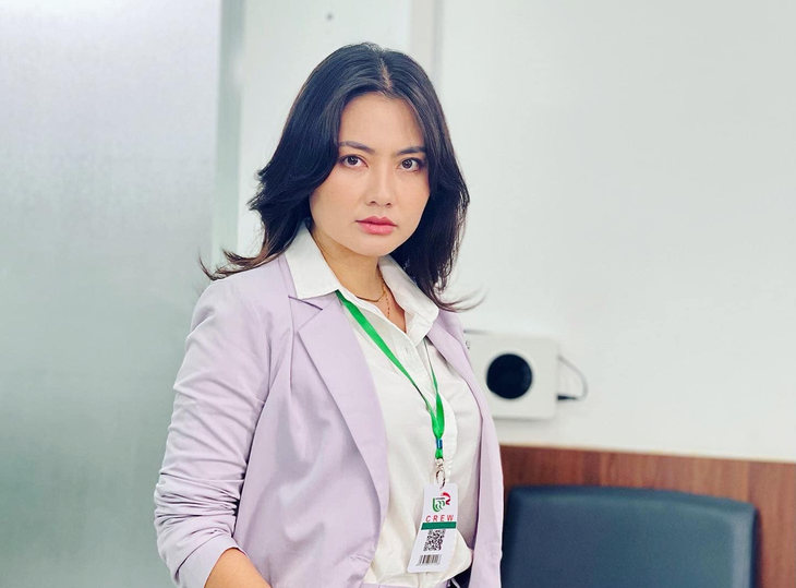 Nữ diễn viên vào vai người sếp bản lĩnh trong công việc nhưng không có kinh nghiệm về chuyện tình cảm