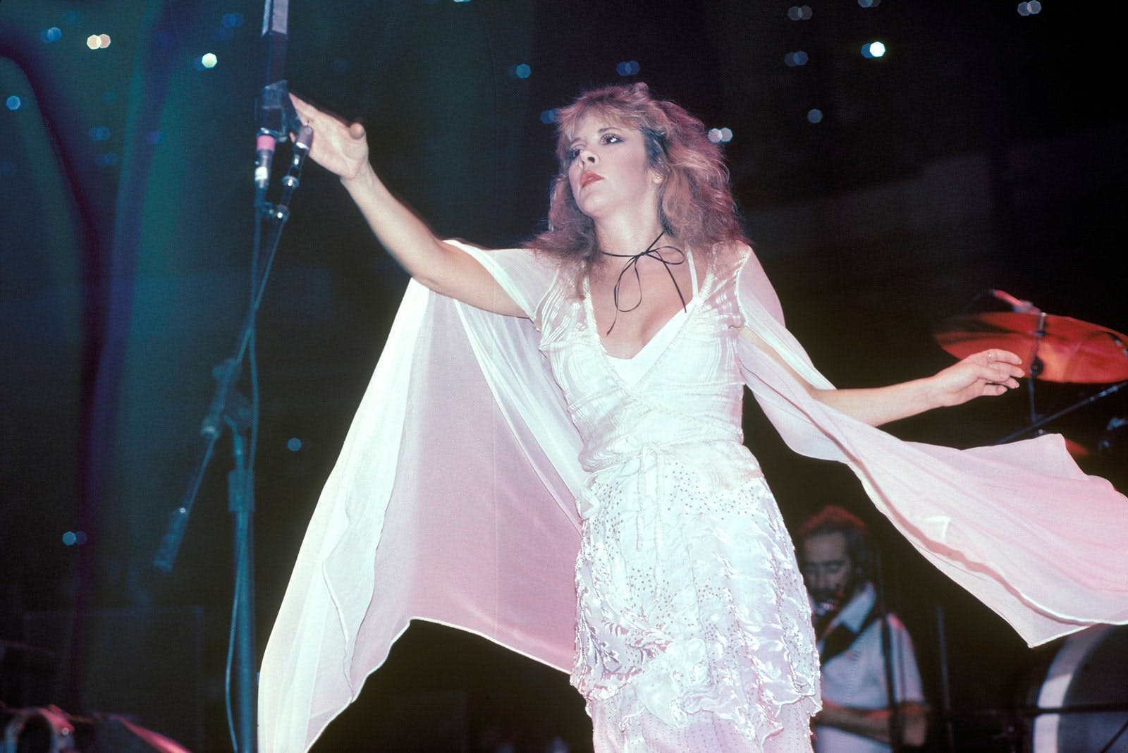 Ngắm phong cách kinh điển của biểu tượng nhạc rock huyền thoại - 5