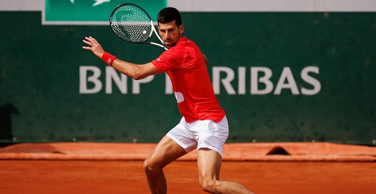 Djokovic hiện đang tranh tài ở Roland Garros
