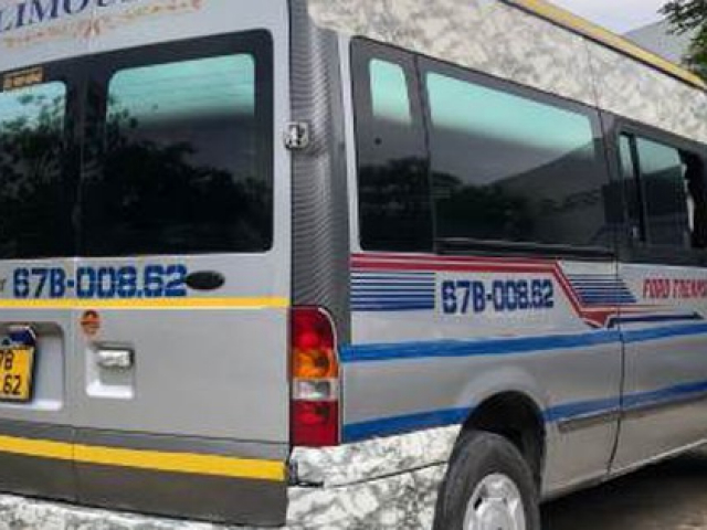 Pháp luật - Bắt 3 người đàn ông dụ 1 phụ nữ lên xe 16 chỗ